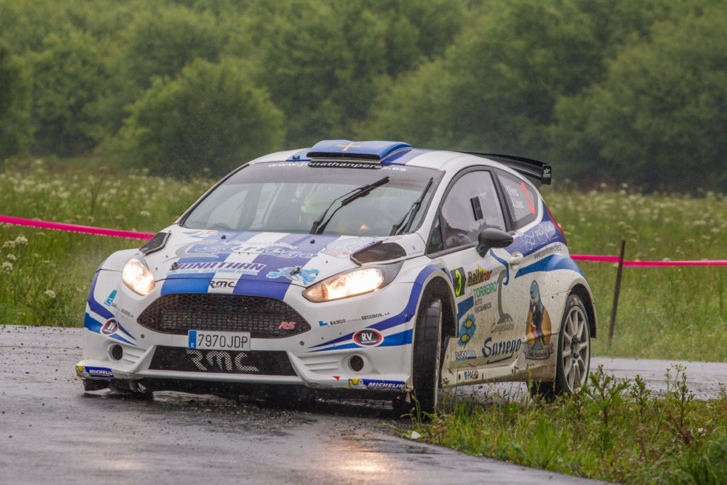 Yonatan Pérez y su Ford Fiesta R5