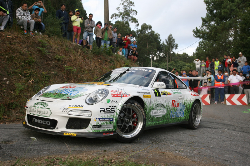 Etapa 1: Vallejo y el Porsche salen indemnes y lideran en Ferrol