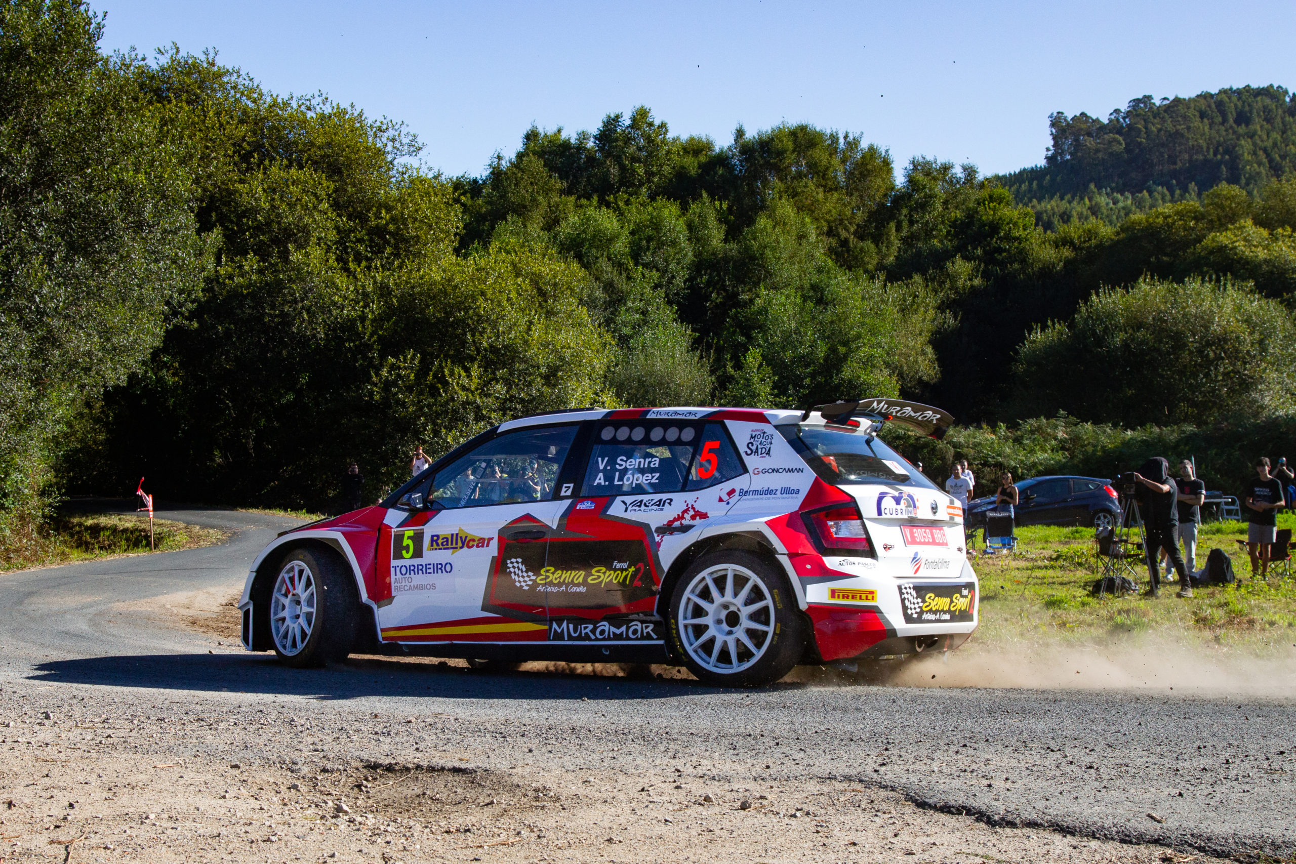 SECCIÓN 03: Víctor Senra lidera en solitario el 53 Rallye de Ferrol-Suzuki