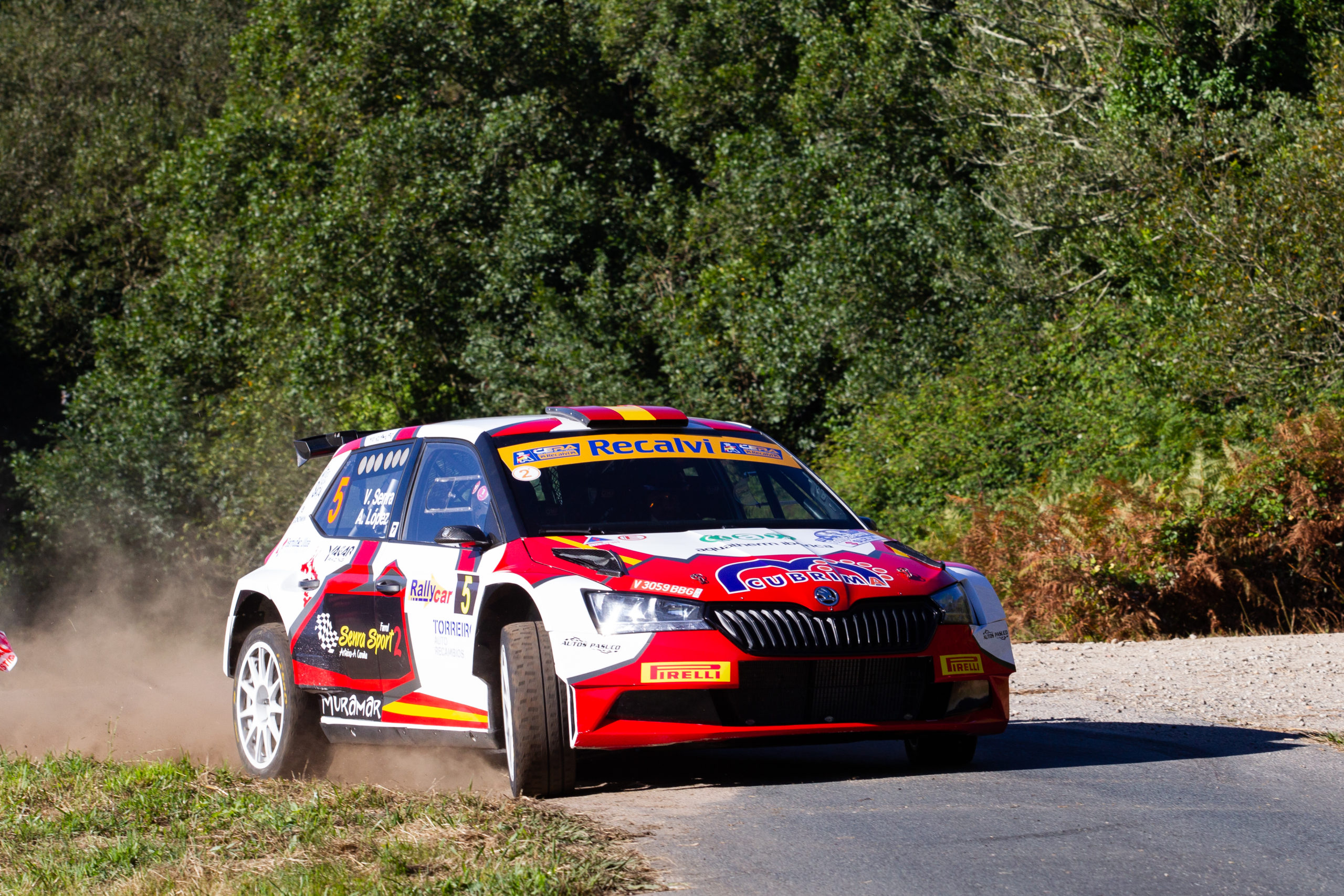 SECCIÓN 01: Víctor Senra, la referencia en el inicio del 53 Rallye de Ferrol-Suzuki