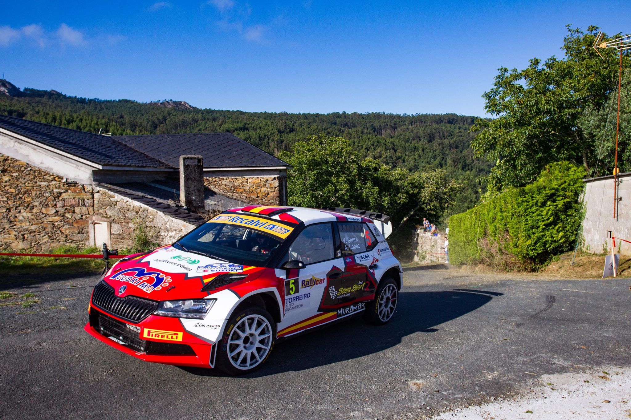 Víctor Senra y Jandrín López dominaron de principio a fin el 53 Rallye de Ferrol-Suzuki